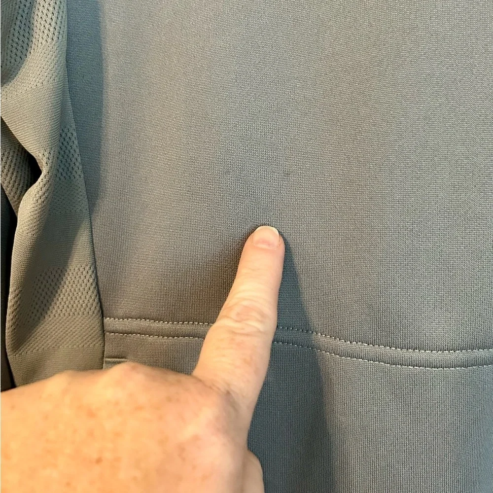 Adidas Men’s Aeroready Light Gray Hoodie Size M